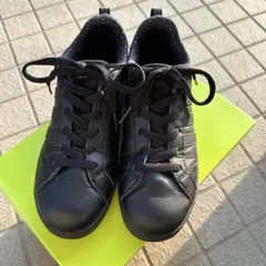 値下げしました！adidas 23.5cm スニーカー ブラック 箱あり