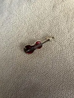 バイオリンデザイン ブローチ 赤金