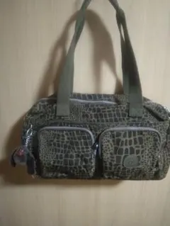 キプリングボストンバッグ