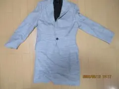 レディーススーツ　スリーピース　春秋用