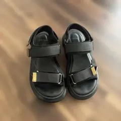 サンダルのサムネイル