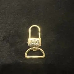 Item thumbnail for item 8a015dfc-baad-4eb1-abb1-0249544d6f35