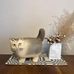 リサラーソン　モアグレーとベージュ