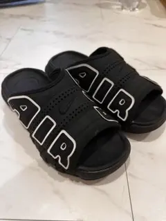 NIKE AIR モアアップテンポ サンダル ブラック
