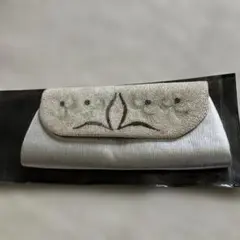 ビーズ刺繍 ホワイト クラッチバッグ