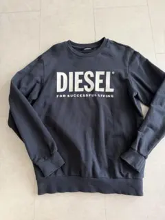 DIESEL エンボスロゴ トレーナー グレー着丈67 身幅51 - メルカリ