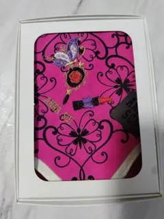 アナ・スイ刺繍デザイン ハンカチ ピンク