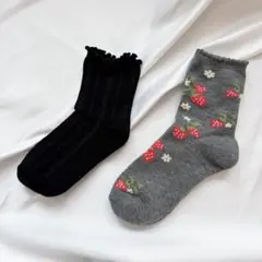 靴下屋 靴下 2足 セット いちご 黒 レース
