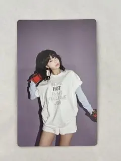 LESSERAFIM HOT POPUP ランダム トレカウンチェ 02