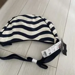 ユニクロ　ラウンドミニショルダーバッグ