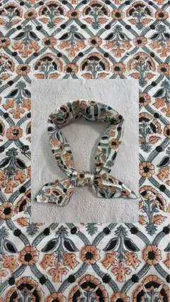 キッズスカーフ　くすみオレンジピンクフラワー