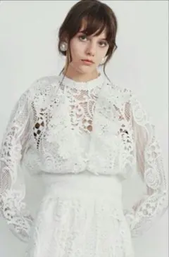 ❤︎LA BELLE ETUDE❤︎ ホワイトレースフリル長袖ブラウス