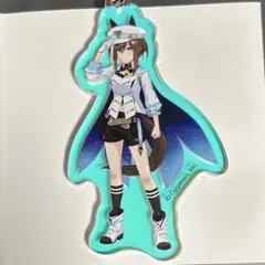 ウマ娘　オーロラアクリルキーホルダー　シュヴァルグラン　①