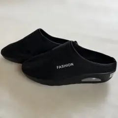 かかとなし　ブラック メッシュサンダル　23.5cm ミズノ