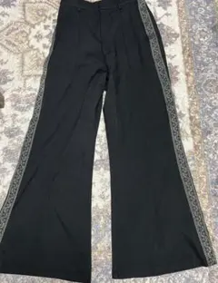 エルノロゼット ジャガード ライン フレア パンツ ブラック Sサイズのサムネイル