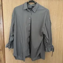 秋服 カーキ シャツ ブラウス
