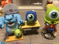 モンスターズインク　マスコット　ぬいぐるみ　フィギュア　まとめ売り