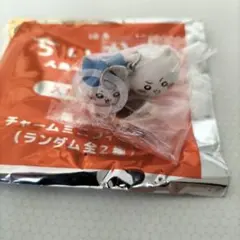 映画 ちいかわ チャームミニフィギュア ちいかわ&ハチワレ