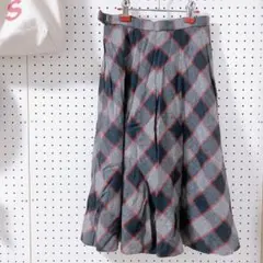 DAKS チェックスカート