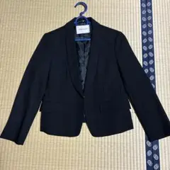 黒 テーラードジャケット