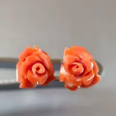 ピアス　K14　WG　珊瑚　カメオ　お花　彫刻　スタッド　計1.78g