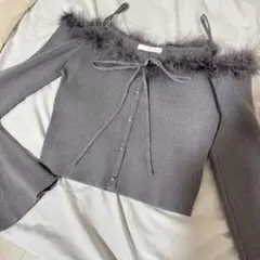 chico ファーオフショルデザインニット