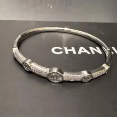 【新品】CHANEL CCロゴ ブレスレット シルバーのサムネイル