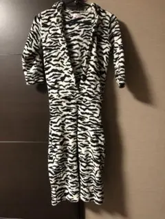 ゼブラ柄フリースロングワンピース