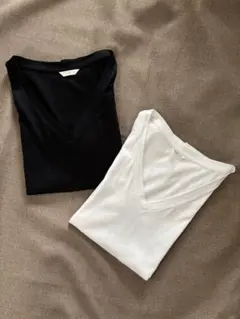 ユニクロ　UNIQLO 白と黒　カットソー　2枚セット　まとめ売り　　S