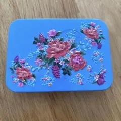 KALDI カルディ 台湾 客家柄ミニ缶 ブルー 小物入れ 花柄