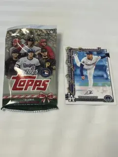 2025topps HOLIDAY ADVENT 山本由伸　カード