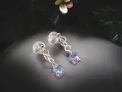 【ノンホールピアス】　１粒デザイン　【フラワーモチーフ】ライトバイオレット