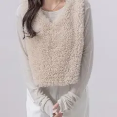 【即日発送】ファーノースリーブベスト(ベージュ)