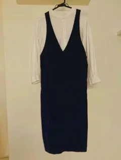 新品未使用タグ付スタジオクリップ　　ネイビー コーデュロイ Vネックワンピース