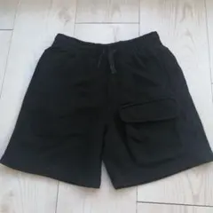 黒キッズハーフパンツ 130cm サイドポケット付き