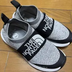 THE NORTH FACE ⭐︎ ULTRA LOW III グレー