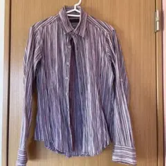 紫と白のストライプ長袖シャツ