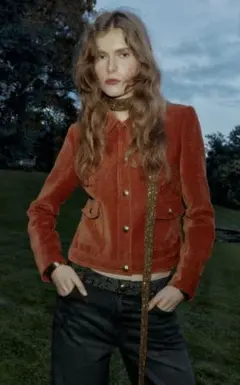 売り切れzaraベルベットショルダーパッドジャケットオレンジ襟ジャケット