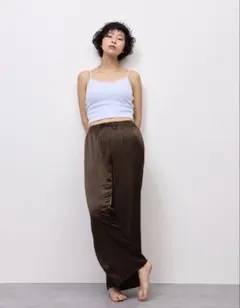 gu サテンパンツ⚠️最終値下げ