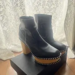 【MOUSSY】黒レザー厚底ブーツ