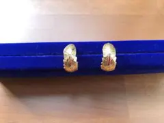 ゴールド葉デザインイヤリング