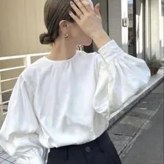 セレクトモカ son ボリュームスリーブブラウス ホワイト 長袖のサムネイル