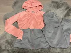 adidas フード付きセットアップ