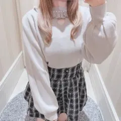 evelyn ハートカットニット
