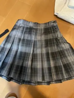 チェックスカート