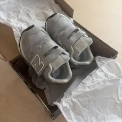 ニューバランス　IO313TＡ2 グレー　スニーカー