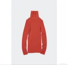 ユニクロ　極暖ヒートテックシームレスリブタートルネック