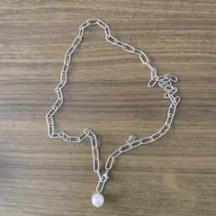 シルバーチェーンパールロングネックレス