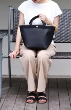 廃盤◉美品◉エルベシャプリエ◉605G◉スクエアトートL◉ネイビー 
