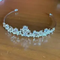 ウェディング ヘッドドレス ティアラ
